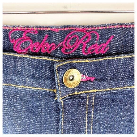 Echo‎ Red Juniors Mini Jean Skirt w/ Patches NWT - Picture 7 of 12